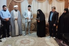 شهادت، نماد عزت  است