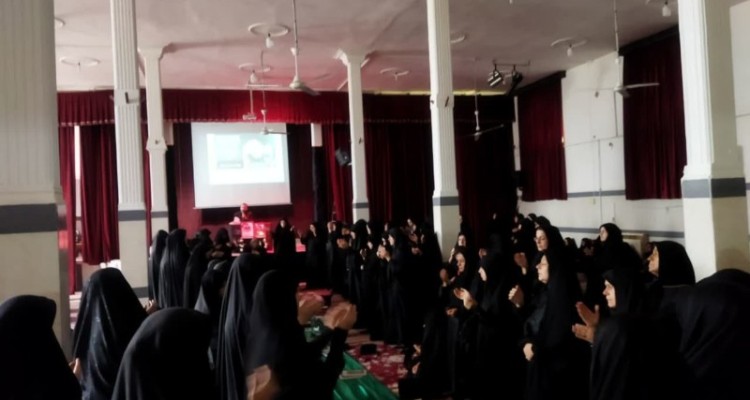 عزاداری برای رئیس جمهور شهید در حوزه علمیه صحنه