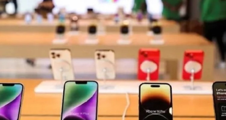 سود بازرگانی واردات آیفون ۹۶ درصد شد