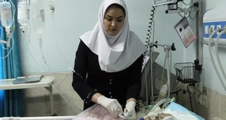 پرستاران به‌تأسی از حضرت زینب محور آرامش‌بخشی باشند