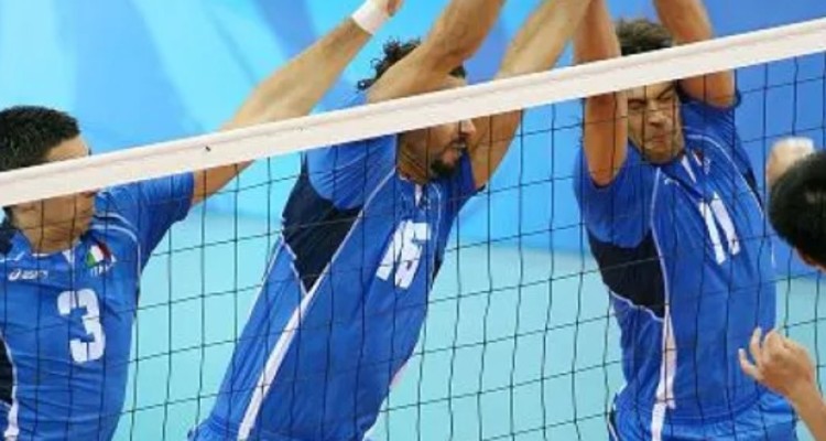 والیبال کرمانشاه حامی ندارد