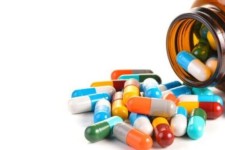 مصرف آنتی‌بیوتیک برای درمان آنفلوآنزا بی‌فایده است