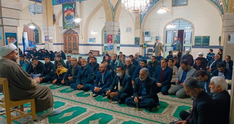 مراسم  تفسیر قرآن و یادبود شهدای صحنه