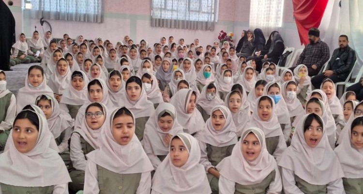 زنگ مقاومت و ایثار در مدارس صحنه