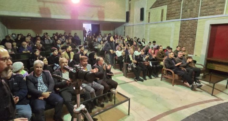 جشن ویژه هنرمندان در اداره فرهنگ و ارشاداسلامی صحنه