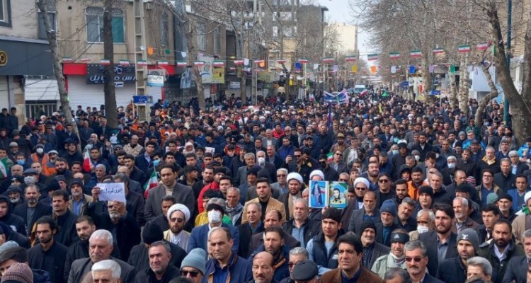 پیام قدردانی فرمانده سپاه صحنه به مناسبت حضور حماسی مردم شهرستان در راهپیمایی ۲۲ بهمن 
