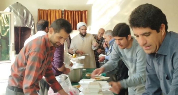 پخت غذای نذری به مناسبت نیمه شعبان