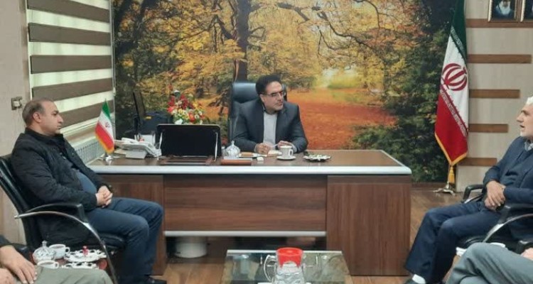دیدار شهردار و اعضای شورای اسلامی شهر با فرماندار جدید شهرستان صحنه