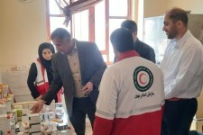 برپایی میز خدمت جهادی در روستای اسلام آباد سفلی