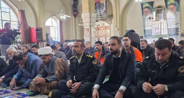 آیین گرامیداشت حماسه ۹ دی در صحنه برگزار شد