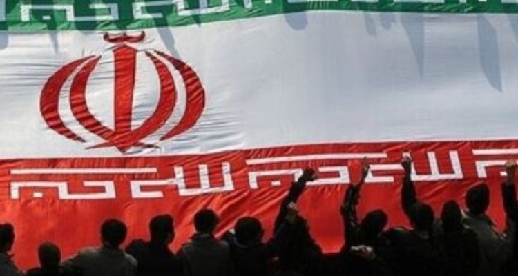 اهمیت حضور مردم در خنثی‌سازی توطئه‌ها