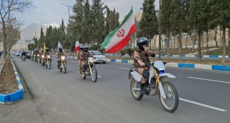 برگزاری رژه موتوری و خودرویی به مناسبت پیروزی انقلاب اسلامی   