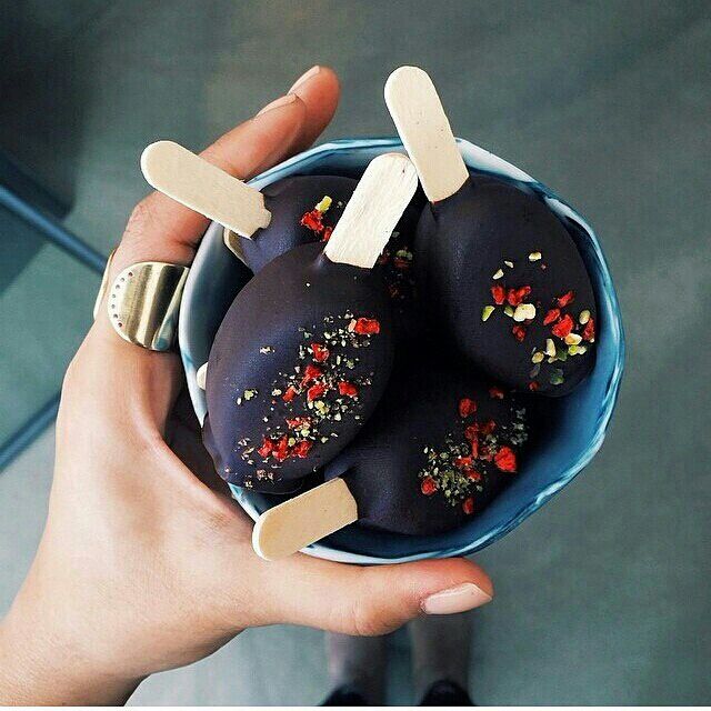  طرز تهیه بستنی زمستانی خانگی 