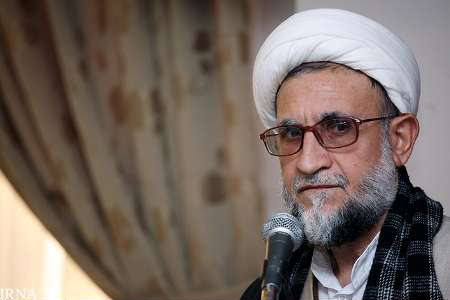 مراسم بزرگداشت امام جمعه سابق صحنه در مسجد امام حسین(ع) برگزار می شود مراسم بزرگداشت امام جمعه سابق صحنه در مسجد امام حسین(ع) برگزار می شود