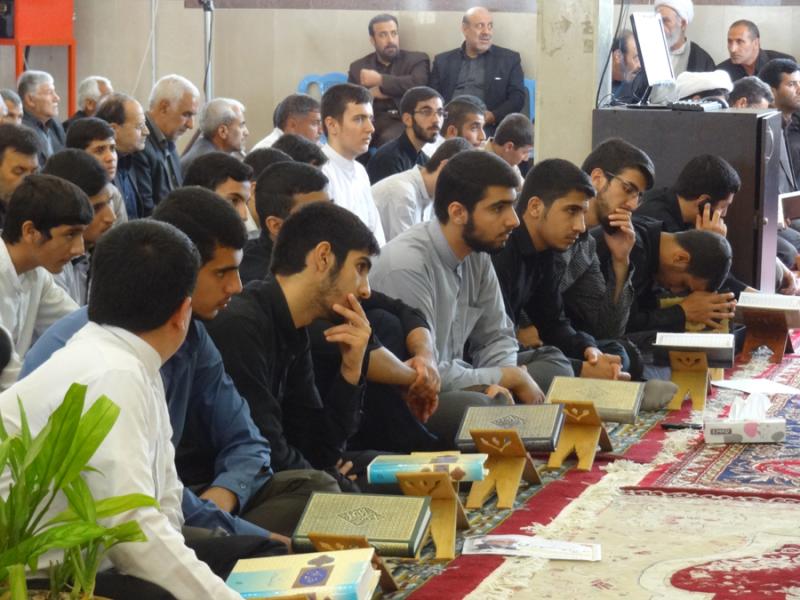  مراسم ختم امام جمعه سابق صحنه در مسجد امام حسین(ع) برگزار شد