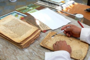 افتتاح اولین آزمایشگاه مرمت آثار تاریخی و نسخ خطی غرب کشور افتتاح اولین آزمایشگاه مرمت آثار تاریخی و نسخ خطی غرب کشور