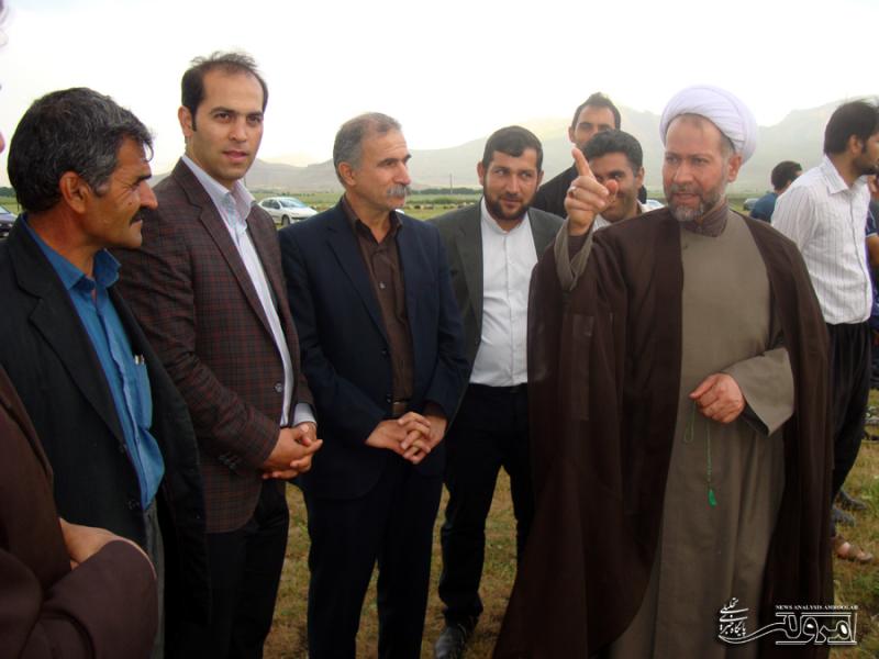 	مسابقات فوتبال روستایی و عشایری جام ولایت در شهرستان صحنه برگزار شد 