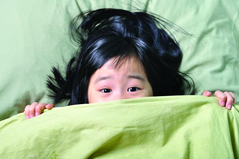 وقتی کودک کابوس میبیند چگونه برخورد کنیم؟ وقتی کودک کابوس میبیند چگونه برخورد کنیم؟