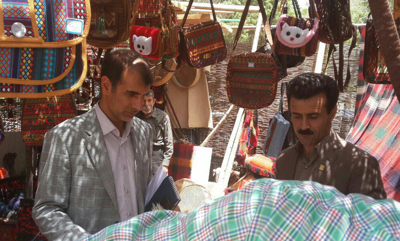 ایجاد نمایشگاه دائمی صنایع دستی یکی از اولویت های اساسی شهرستان صحنه است