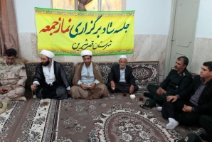 نقش سنگر نماز جمعه در خنثی کردن توطئه های دشمنان غیر قابل انکار است نقش سنگر نماز جمعه در خنثی کردن توطئه های دشمنان غیر قابل انکار است