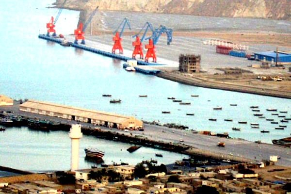 اولین کشتی تجاری چین وارد بندر «گوادر» شد