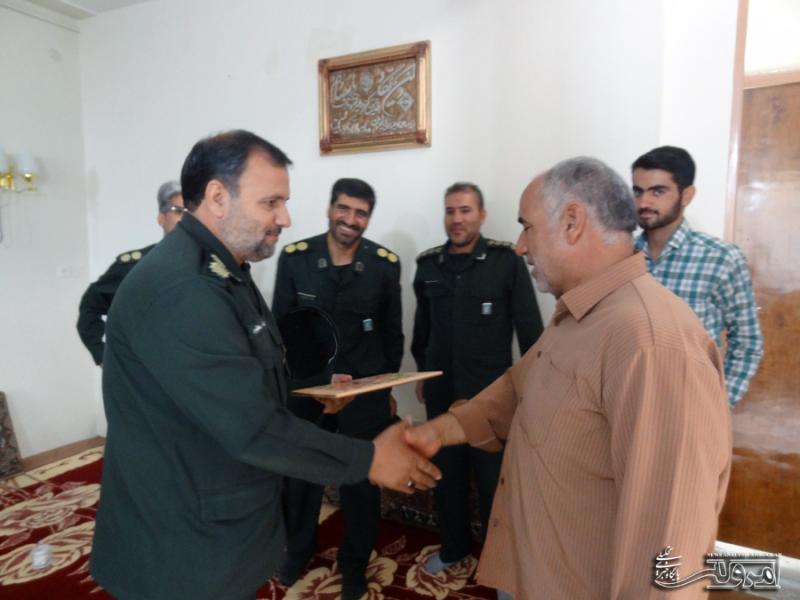 دیدار با پیشکسوتان سپاه و بسیج شهرستان صحنه انجام شد + تصویر