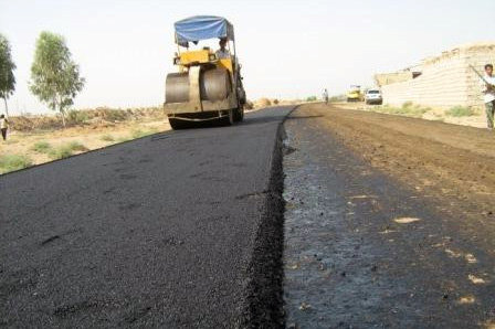پایان عملیات بهسازی و آسفالت راه دو روستا در شهرستان صحنه