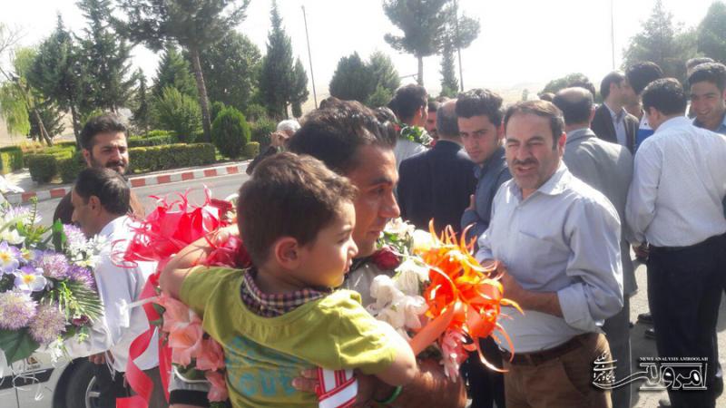 مراسم استقبال از قهرمانان فوتبال معلولان جهان در صحنه انجام شد + تصویر