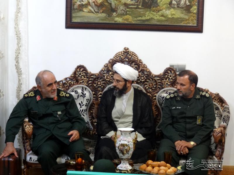  دیدار با خانواده شهدا، جانبازان و ایثارگران یک افتخار بزرگ است