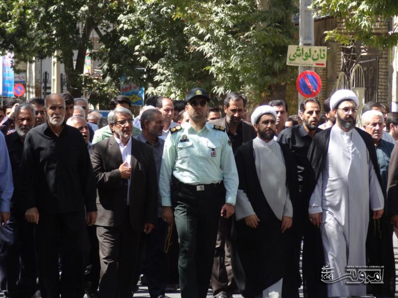 راهپیمایی محکومیت جنایات آل‌سعود و آل‌خلیفه در فاجعه منا در صحنه برگزار شد
