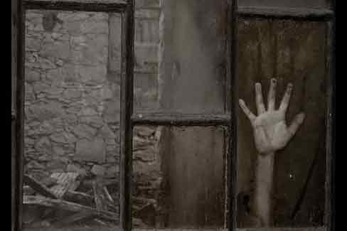	سنجاق بی معرفتی میخورند 