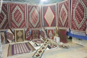 	نهمین نمایشگاه سراسری صنایع دستی در کرمانشاه به کار خود پایان داد 