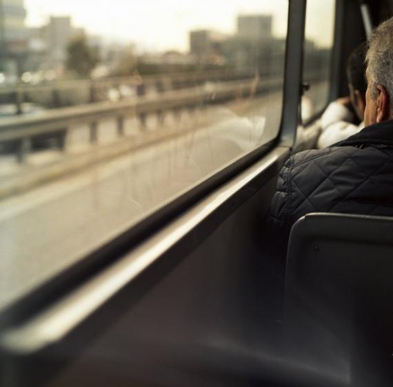 عشق نجات یافتن است عشق نجات یافتن است