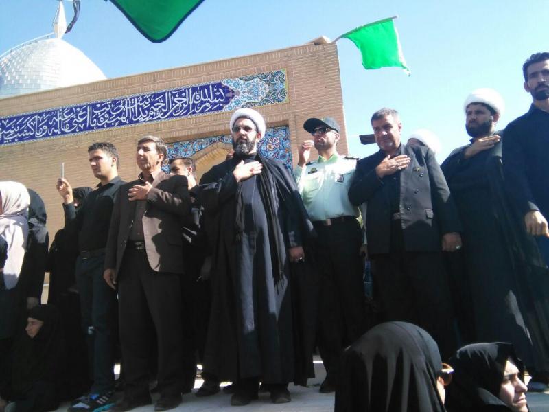 مراسم تاسوعای حسينی در مکان های متبرکه بخش دینور برگزار شد