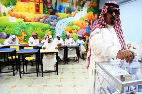 انتخابات پارلمانی زودهنگام در کویت آغاز شد