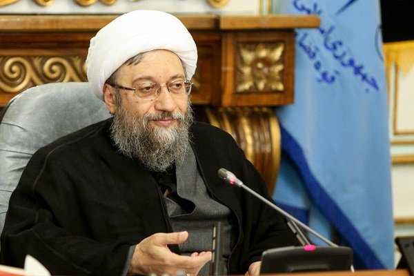 مردم و مسئولان در قبال تفرقه افکنی دشمن به هوش باشند