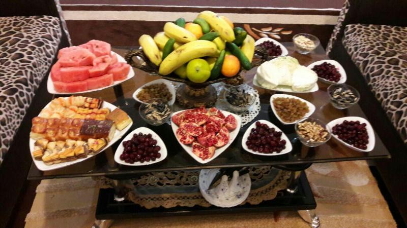 امشب شب یلداست