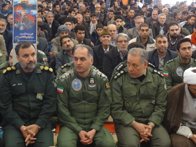 یادواره 300 شهید شهرستان صحنه  برگزار شد