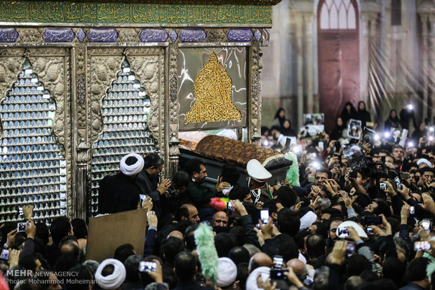 آیت الله هاشمی رفسنجانی در جوار امام خمینی (ره) آرام گرفت