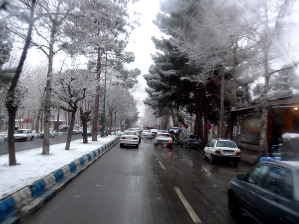 بارش برف و باران در شهرستان صحنه آغاز می شود بارش برف و باران در شهرستان صحنه آغاز می شود