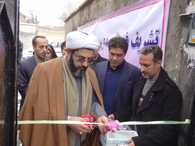 یک منزل مسکونی به خانواده بی سرپرست تحت پوشش کمیته امداد صحنه واگذار شد+تصویر