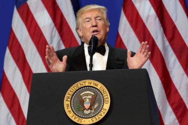 توئیت «ترامپ» درباره دخترش غیراخلاقی است