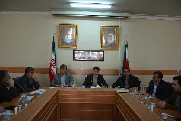 بانکها موتور محرکه سرمایه گذاری شهرستان ها هستند