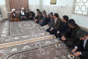  کارکنان کمیته امداد قصرشیرین با امام جمعه شهرستان دیدار کردند 