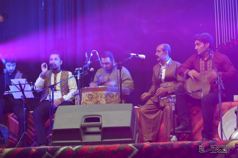 کنسرت محلی گروه موسیقی آوا در شهرستان صحنه برگزار شد کنسرت محلی گروه موسیقی آوا در شهرستان صحنه برگزار شد