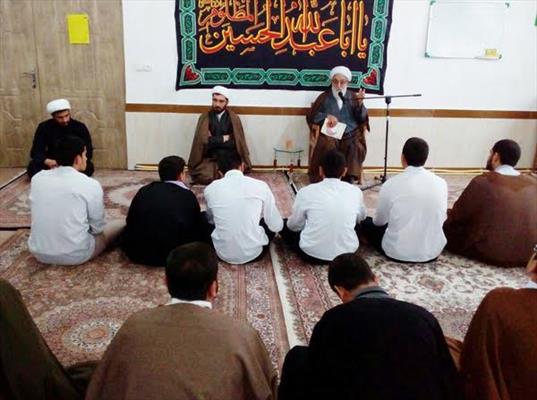  چهره واقعی اسلام به دنیا معرفی شود 
