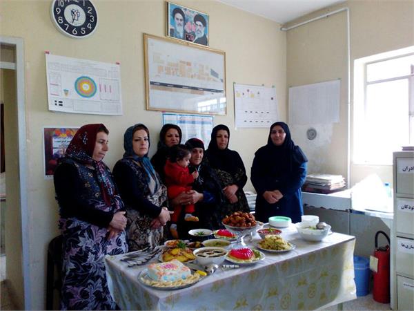 جشنواره غذای سالم در روستای سراب شهرستان صحنه برگزار شد