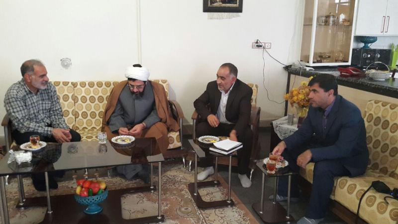 جمعی از مسئولین شهرستان صحنه با جانبازان  این شهرستان دیدار کردند + عکس