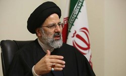 صنعت توریست سلامت باید مورد توجه قرار گیرد/حوزه درمان باید شرایط مناسب را برای فقرا هم فراهم کند