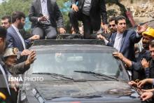 	اعتراض شدید معدنچیان یورت به رئیس جمهور/ روحانی مجبور به ترک معدن شد 